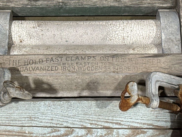 antique-laundry-tools-image-3