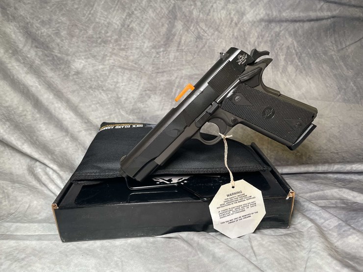 #4533-•-rock-island-arms-m1911-a1-fs-45-auto-pistol,-sn:-ria2847189-image-1