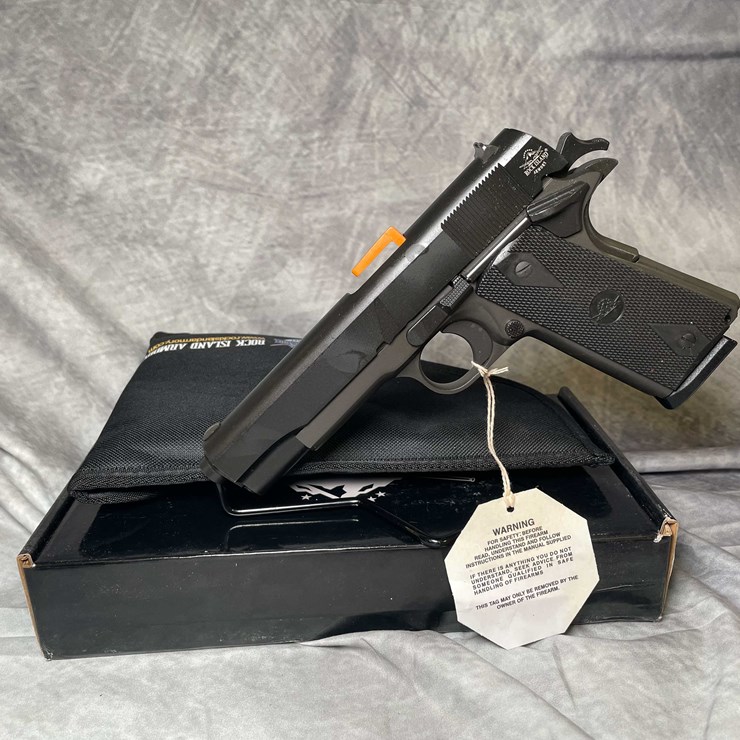 #4533 • Rock Island Arms M1911 A1-FS 45 Auto Pistol, SN: RIA2847189