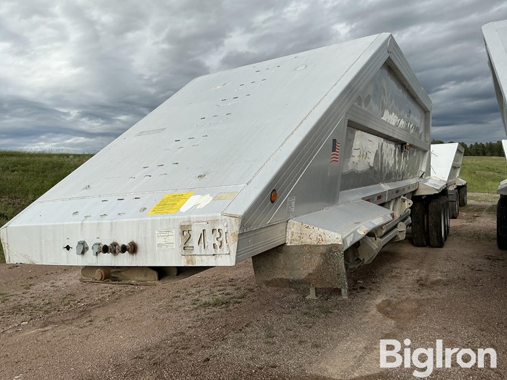 2004-travis-39-ft-image-3