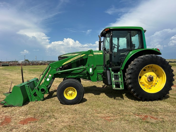 john-deere-7320-image-2