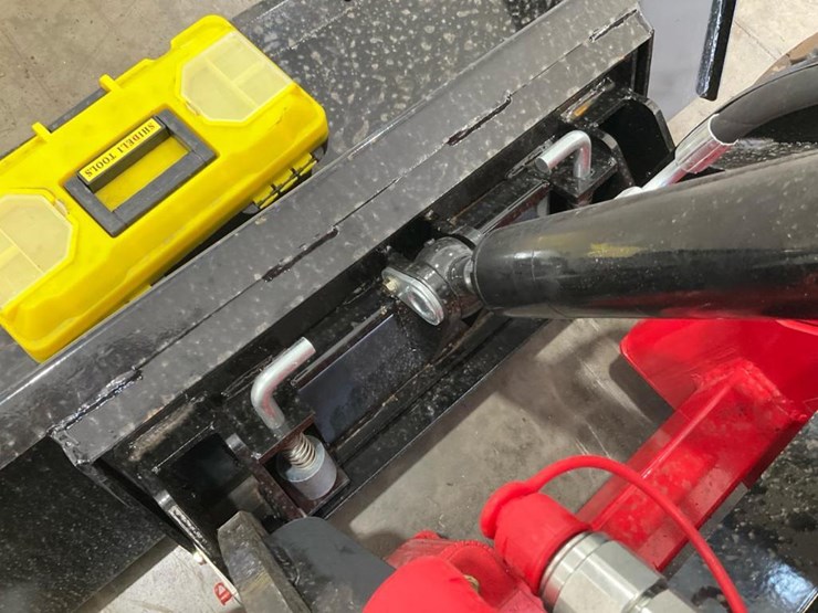 #1015-•-unused-future-ft323w-mini-skid-steer-image-12