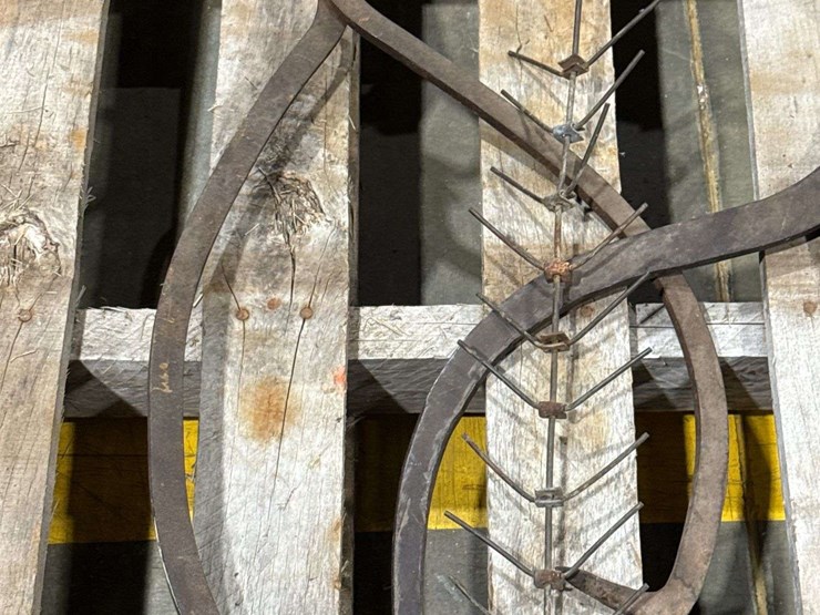 pair-of-ice-tongs-and-iron-ear-corn-dryer-image-2