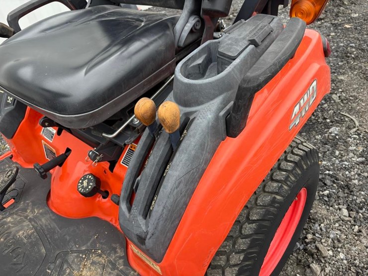 kubota-bx2380-image-21