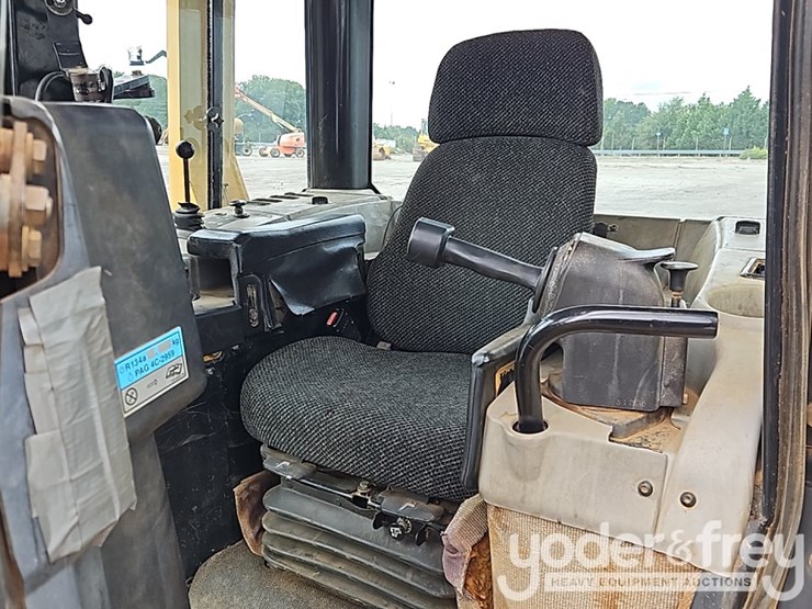 2008-caterpillar-d6n-xl-image-34