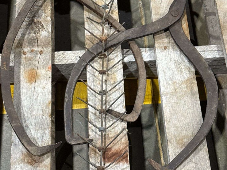 pair-of-ice-tongs-and-iron-ear-corn-dryer-image-3