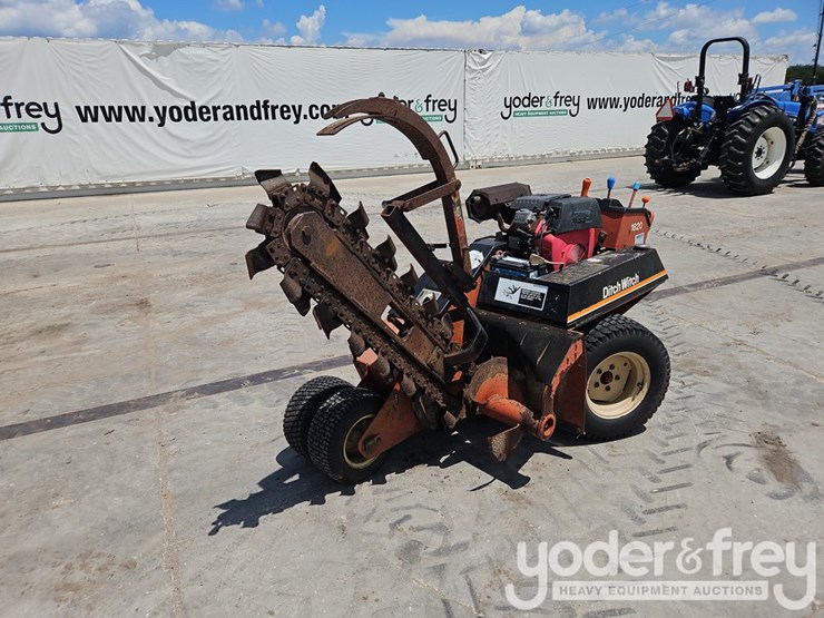 ditch-witch-1820he-image-1