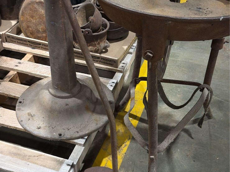 blacksmith-forge-blowers,-forge,-&-branding-iron-free-air-image-30