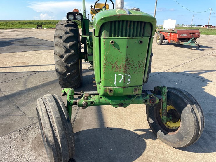 john-deere-3020-image-14