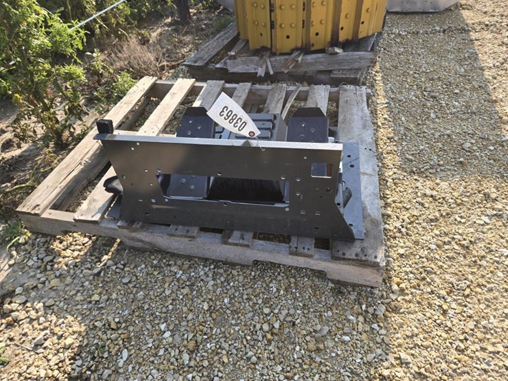 #3863-•-new---new-holland-skid-loader-foot-pedal-controls-image-3