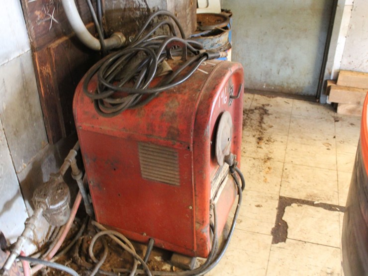 lincoln-idealarc-250-welder-w/-leads-image-2