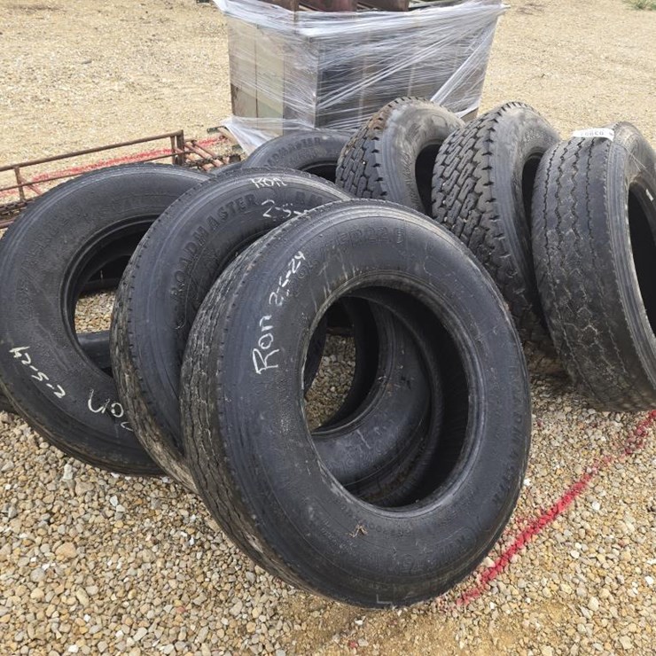 #3951 • (9) 295/75R22.5 TIRES