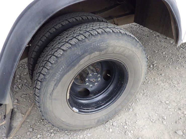 1995-ford-f350-image-28