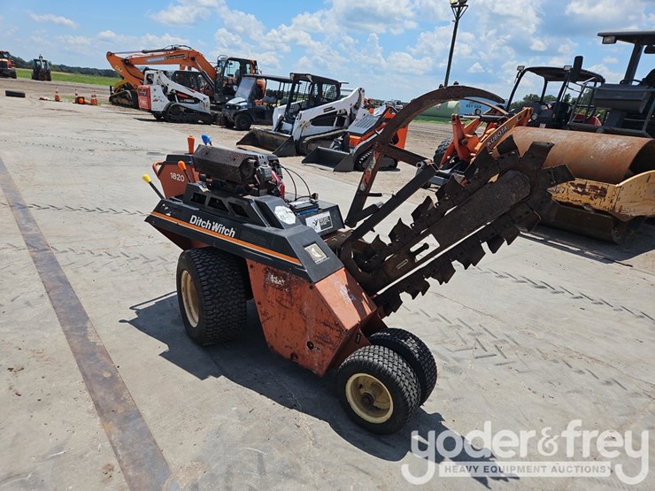 ditch-witch-1820he-image-6