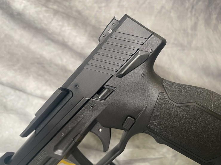 #4527-•-taurus-tx22-competition-22-lr-pistol,-sn:-1pt435457-image-20