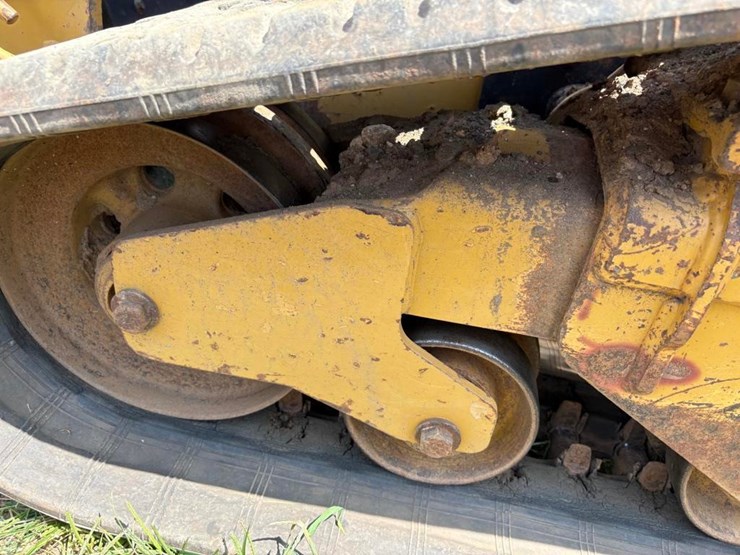 2014-caterpillar-289d-image-8