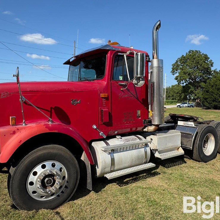 1999 INTERNATIONAL 9300