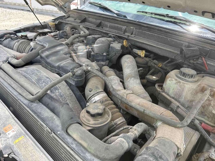 2011-ford-f350-image-11