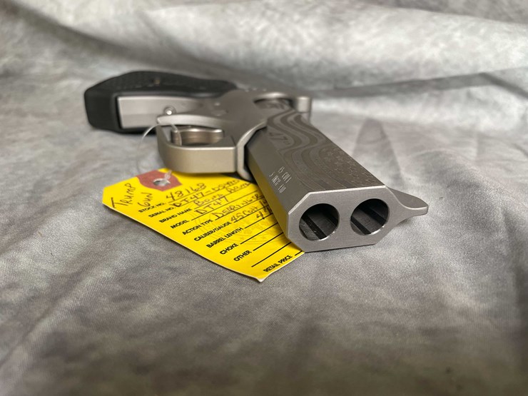 #4548-•-bond-arms-limited-edition-trump-derringer-45-auto-pistol,-sn:-dt47-05490-image-4