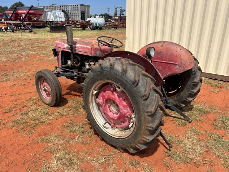 massey-ferguson-35-image-6