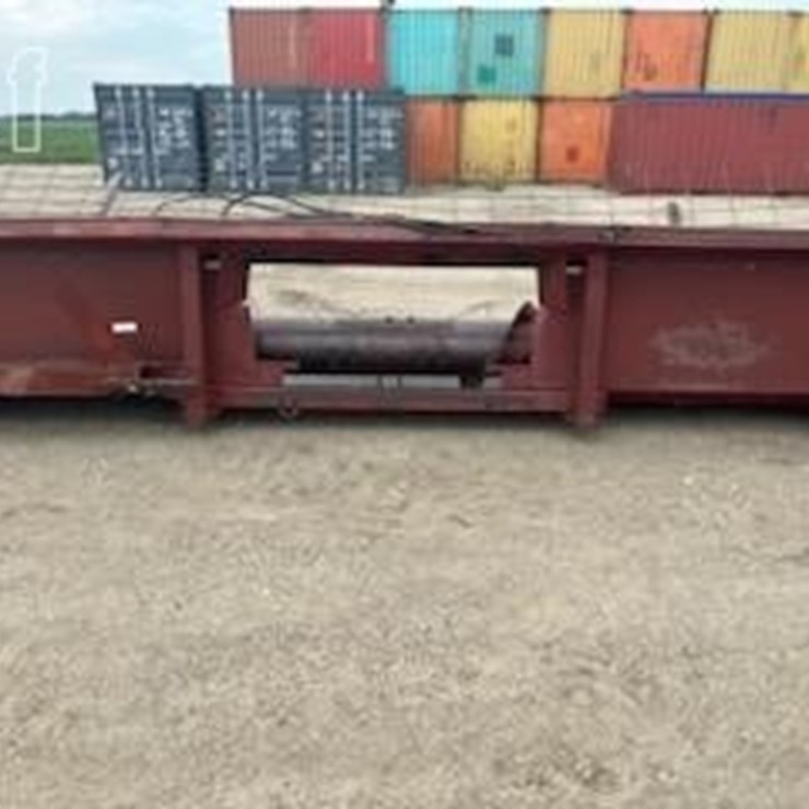 INTERNATIONAL 810