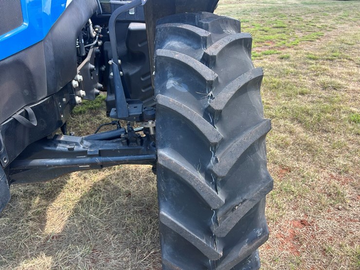 2014-new-holland-t6.175-image-16