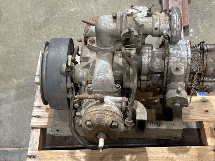 edwards-model-85-brass-gear-drive-water-pump.-image-12