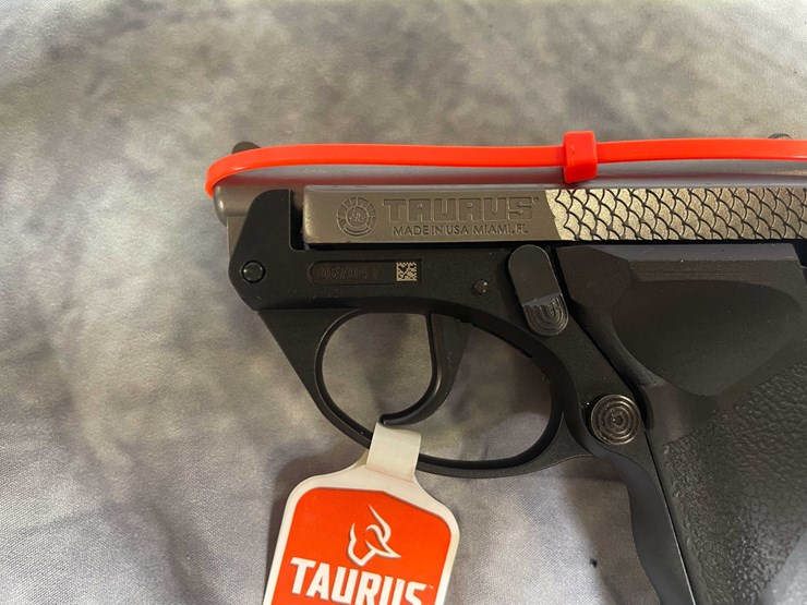 #4553-•-taurus-pt22-22-lr-pistol,-sn:-06704y-image-10