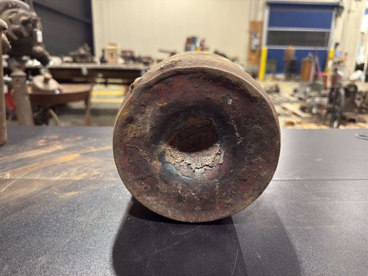 cast-iron-pots-image-15