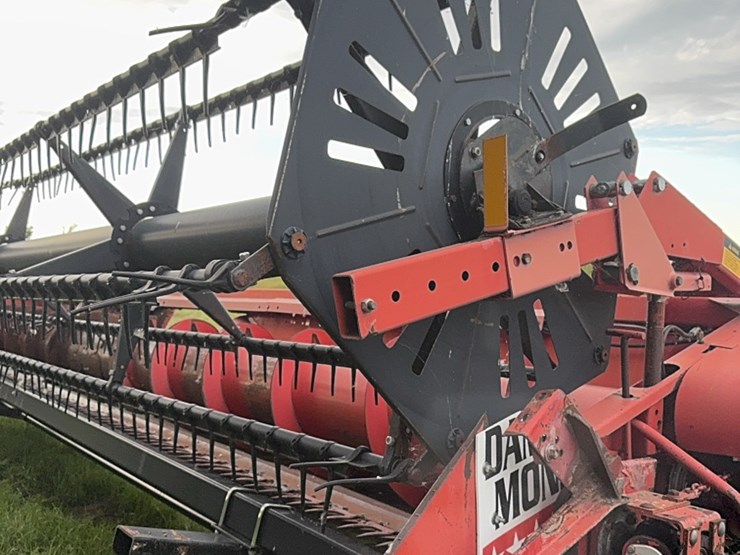 24’-massey-ferguson-soybean-header-image-9
