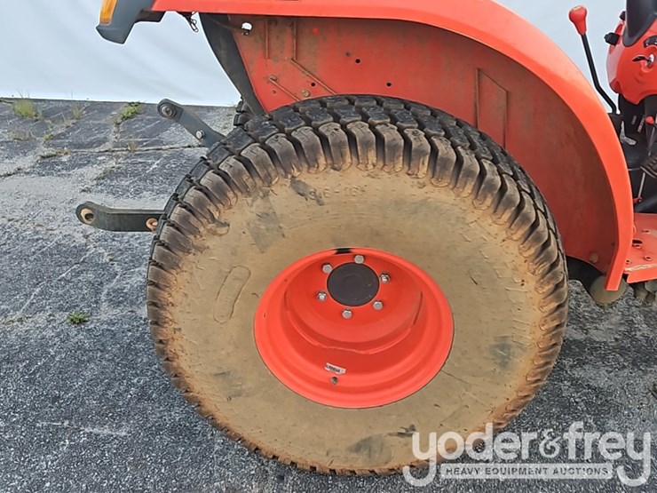2020-kubota-l2501dt-image-10