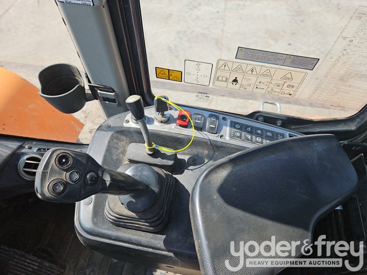 2019-doosan-dl250-5-image-26