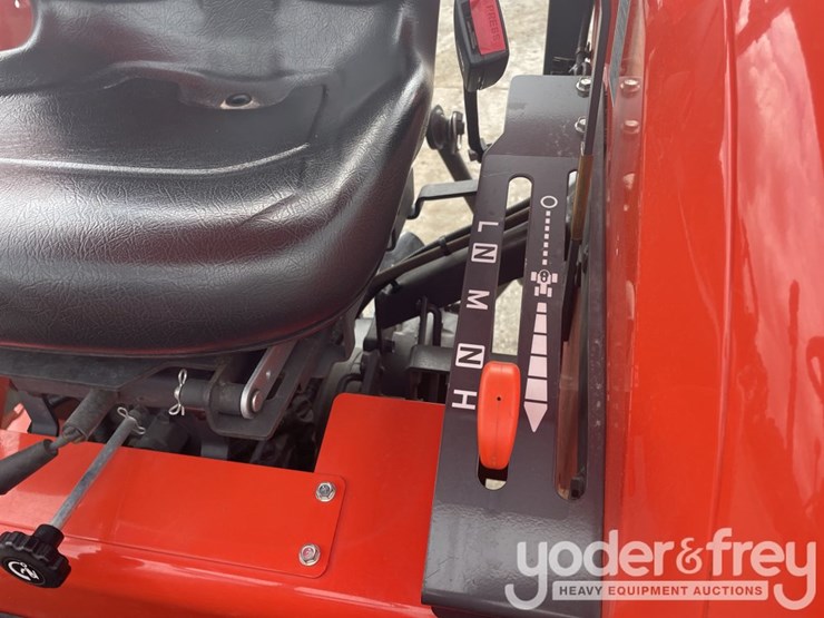 2020-kubota-mx5400hst-image-42
