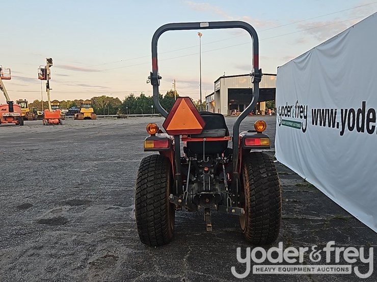 2020-kubota-l2501dt-image-4