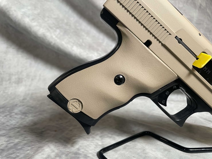#4555-•-hi-point-p9-9mm-luger-semi-auto-pistol,-sn:-p10189691-image-6