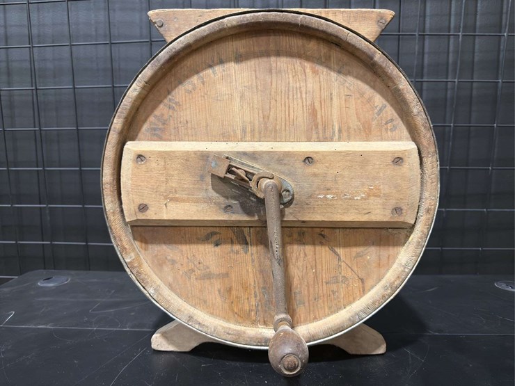 barrel-butter-churn-image-1