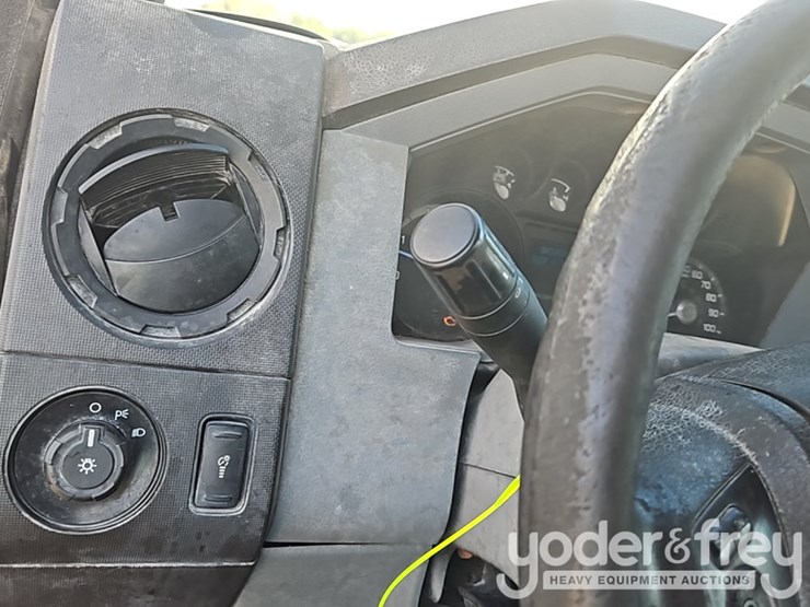 2016-ford-f550-image-29