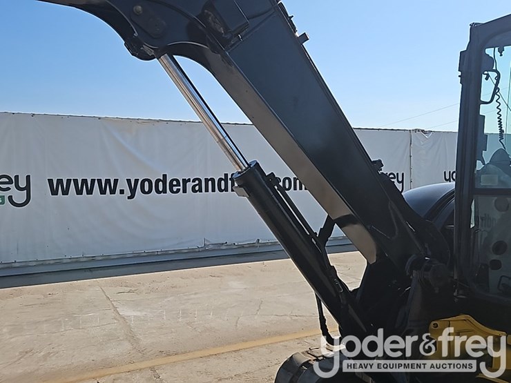 2014-deere-60g-image-20