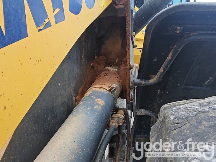 komatsu-wa380-image-22