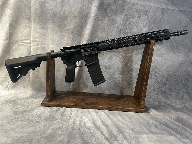 #4599-•-watchtower-arms-ar-15-tactical-5.56-nato-semi-auto-rifle,-sn:-t15mwt02282-image-2
