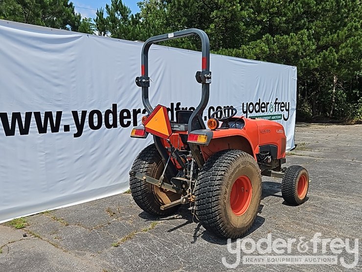 2020-kubota-l2501f-image-5
