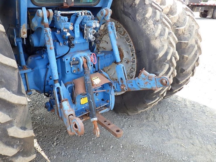 ford-8830-image-7