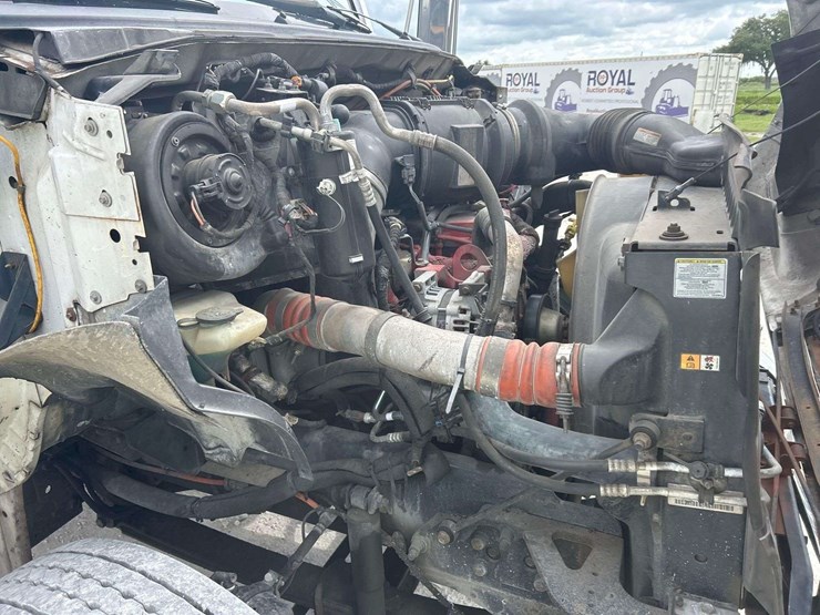 2008-ford-f750-image-8