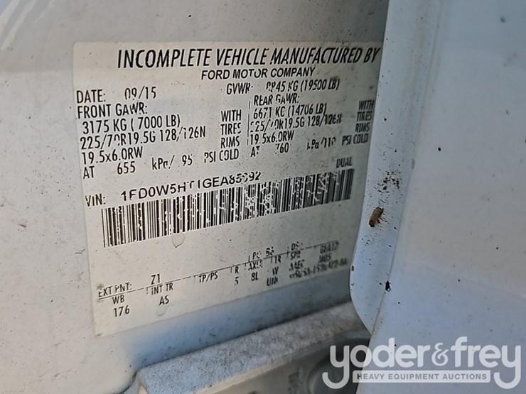 2016-ford-f550-image-34