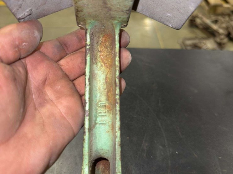 the-uniform-nut-meat-chopper,-and-pea-sheller-image-10