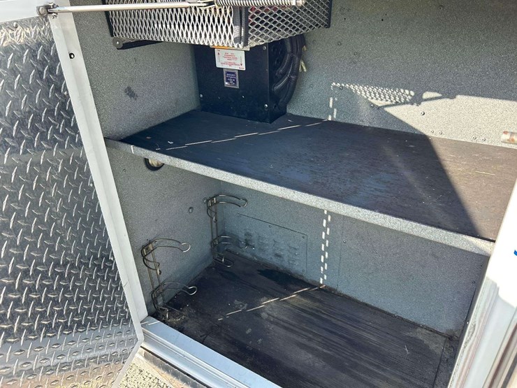 2016-ford-f350-image-23