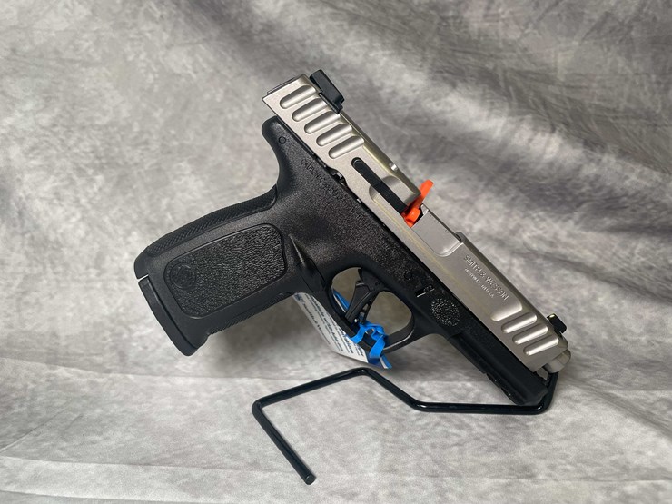 #4528-•-smith-&-wesson-sd40-40-s&w-pistol,-sn:-ehj5910-image-3