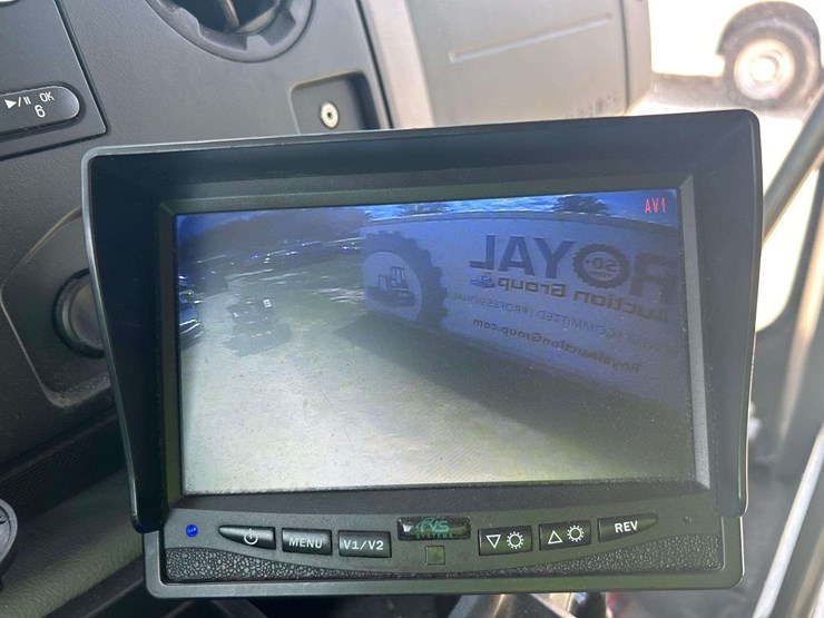 2019-ford-e450-image-30