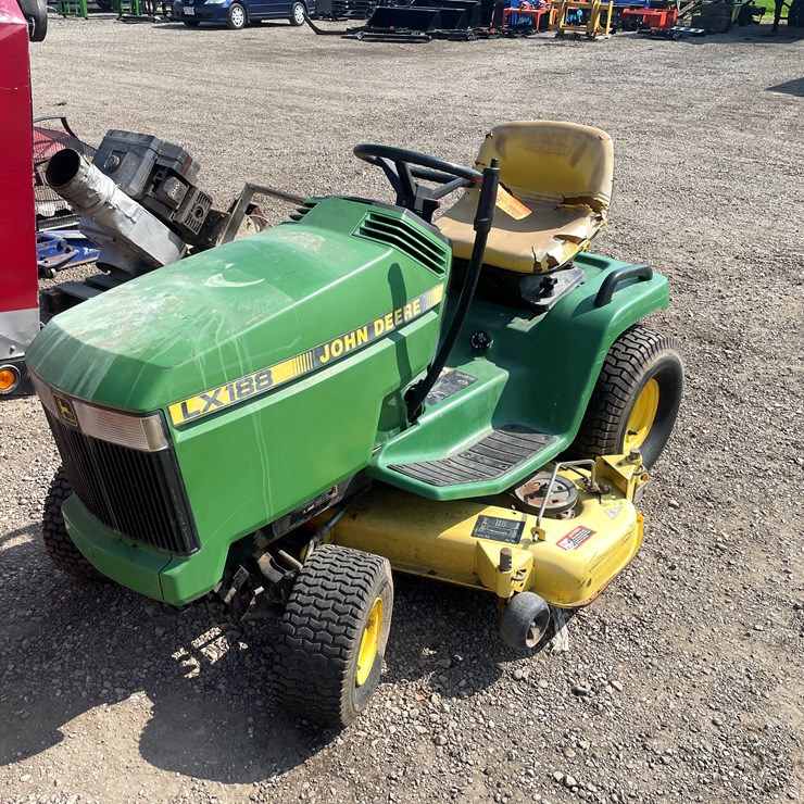 JOHN DEERE LA
