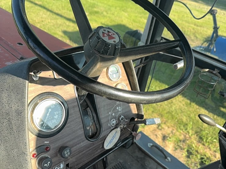 massey-ferguson-2705-image-34